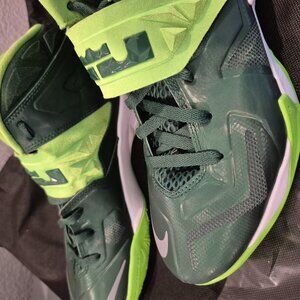 Basketball Shoes